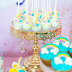 unicorn cakepops and rainbow cupcakes