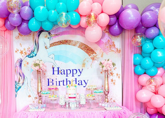 unicorn party birthday theme, tablescape, pink, purple, blue balloons